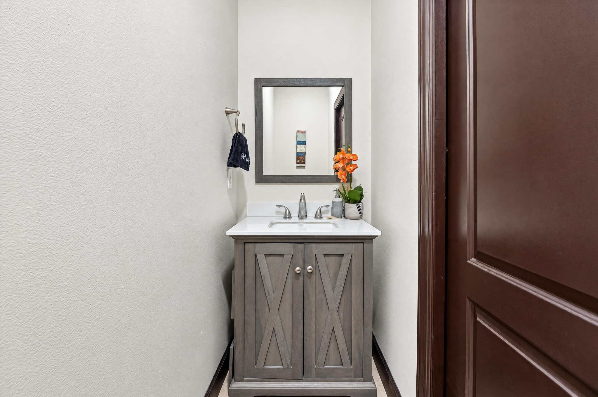 Powder Bath — custom 2023 ranch home on 4 acres in Platteville, Colorado